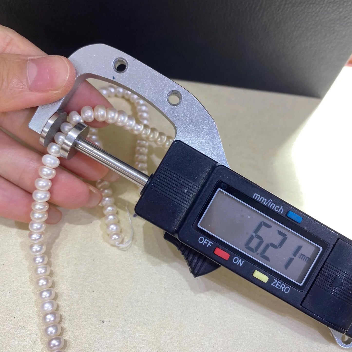 Natürliche Süßwasserperlen Reisform Weiß Ovalperlen für Schmuckherstellung, DIY Halsketten Armbänder Ohrringe, klassische Eleganz