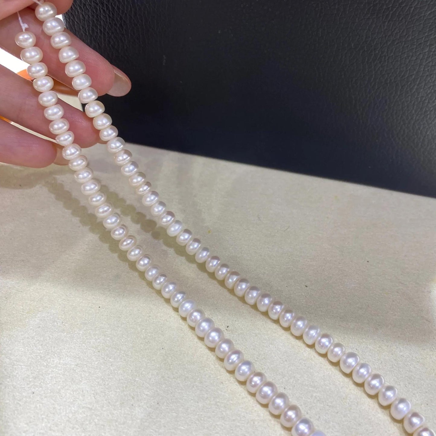 Natürliche Süßwasserperlen Reisform Weiß Ovalperlen für Schmuckherstellung, DIY Halsketten Armbänder Ohrringe, klassische Eleganz