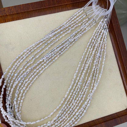 Natürliche weiße Barockperlen aus Süßwasser, unregelmäßige Mini-Perlen für DIY-Schmuck, Boho-Hochzeitsdesigns und romantische Handarbeiten