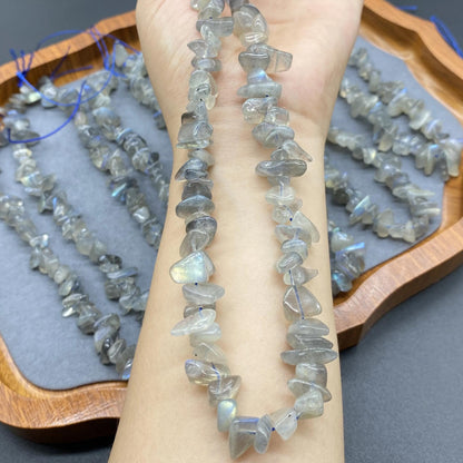 Natürliche Labradorit Splitterperlen Strang, graue unregelmäßige Nugget Edelstein Spacer, glänzende Kristallperlen für DIY Schmuck