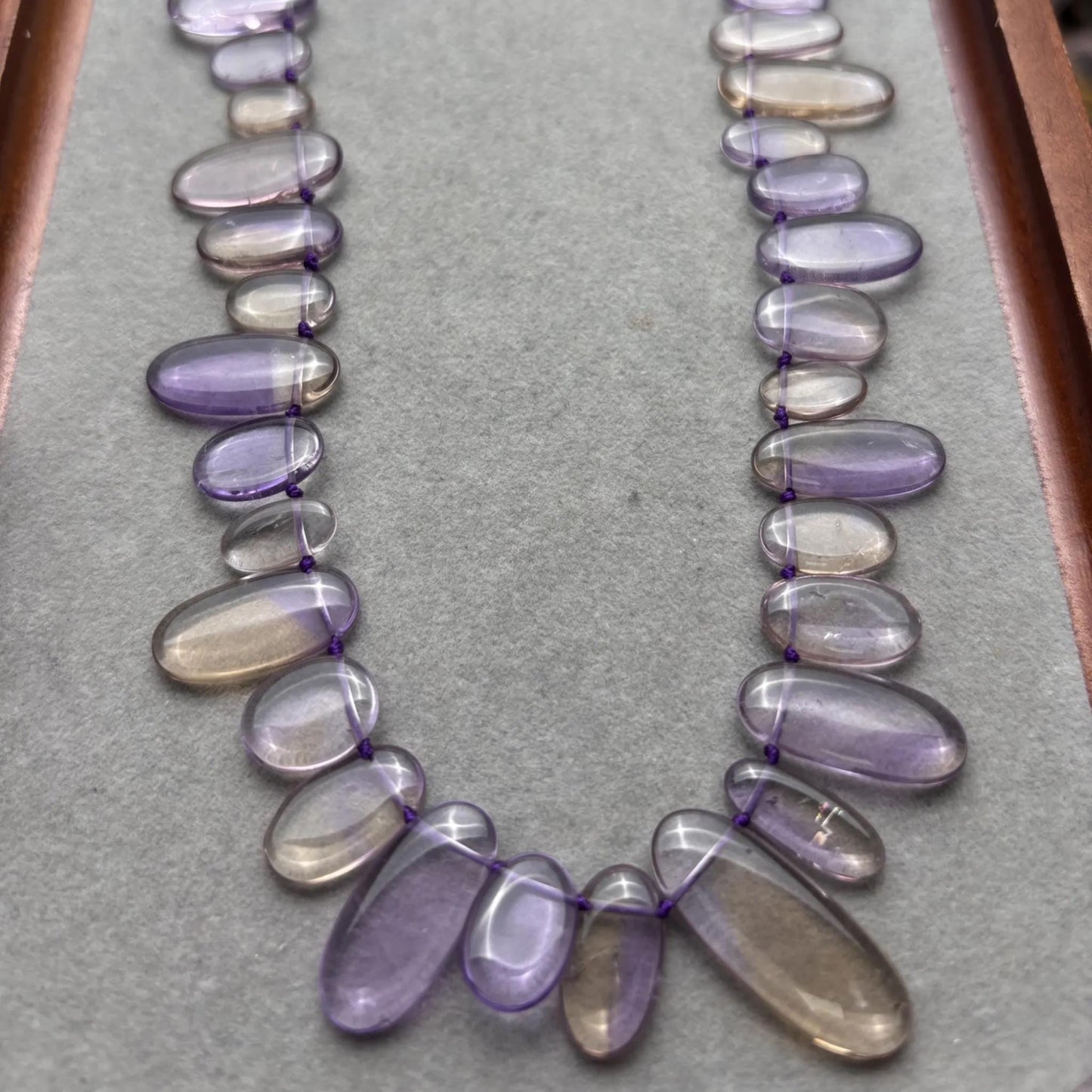 Natürliche Ametrin Tropfenperlen für DIY Schmuck – Polierte Nugget Beads mit Seitenbohrung, Lila Gelb Quarz Edelsteinstrang ca. 40cm