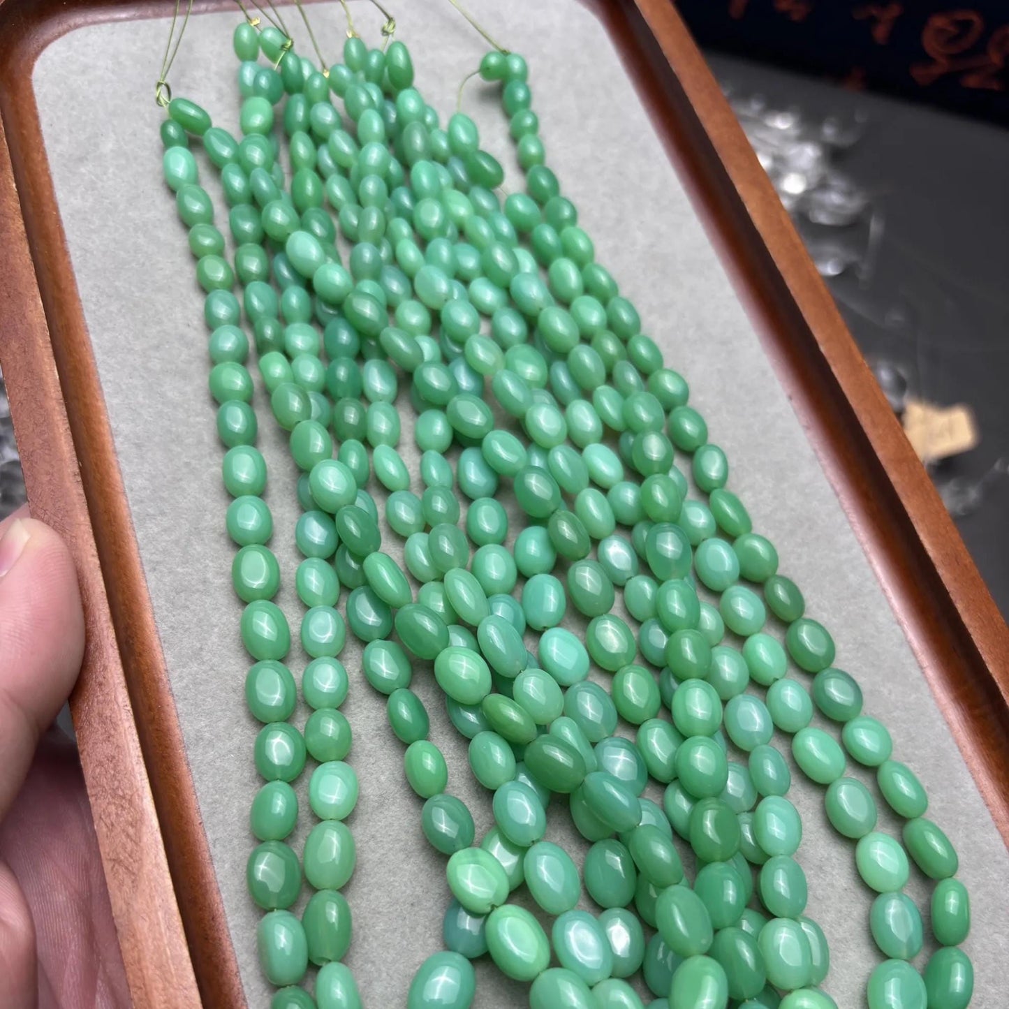Natürliche grüne Aventurin Oval Cabochon Perlen – Polierte Edelsteinperlen für DIY Schmuckherstellung Kette Armband Strang ca. 40cm