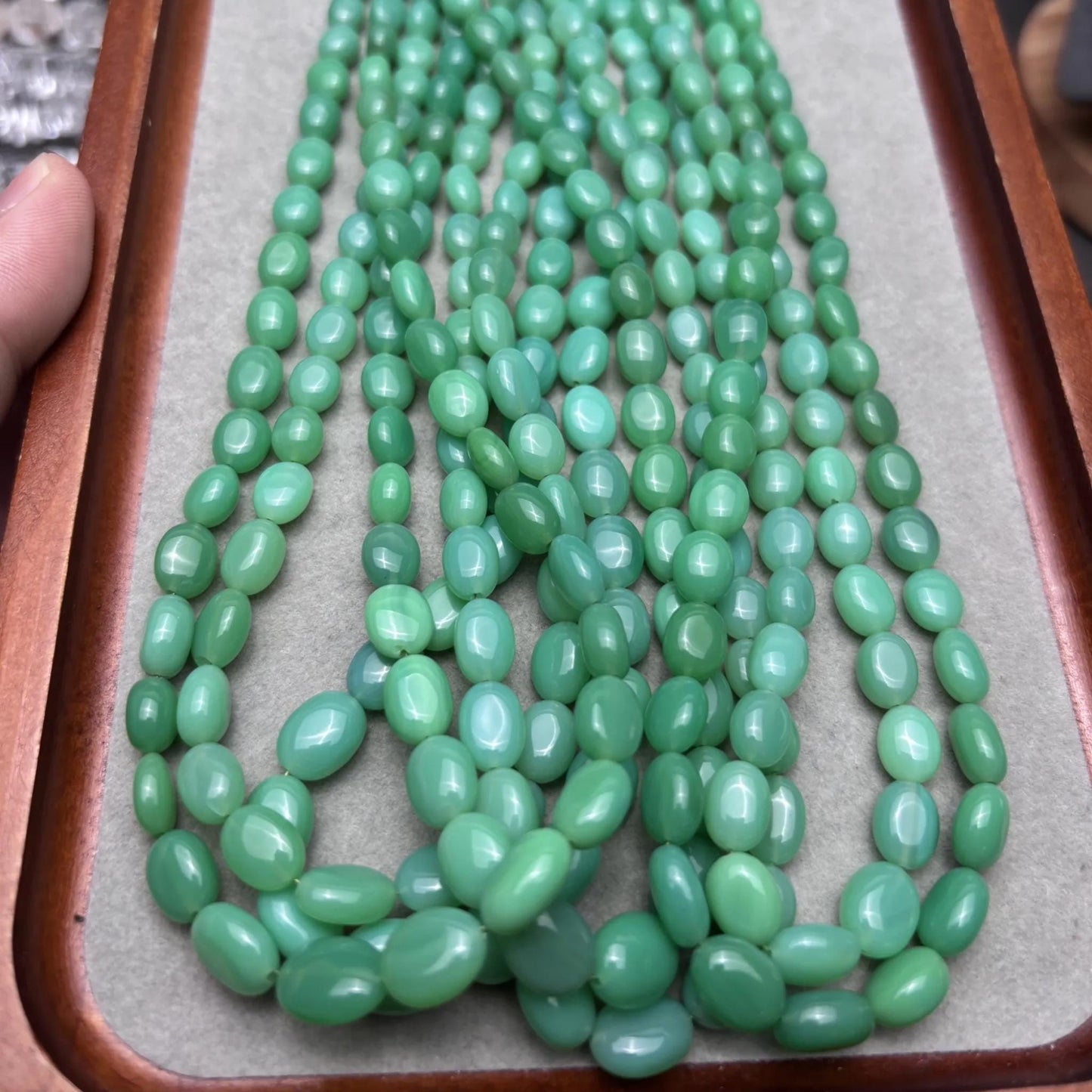 Natürliche grüne Aventurin Oval Cabochon Perlen – Polierte Edelsteinperlen für DIY Schmuckherstellung Kette Armband Strang ca. 40cm