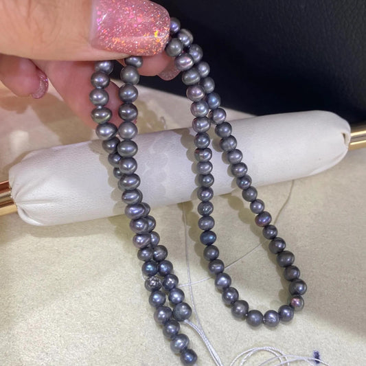 Gefärbte graue Süßwasserperlen für Schmuckherstellung, halbrunde Perlen auf 38cm Strang, ideal für Armbänder und Halsketten DIY