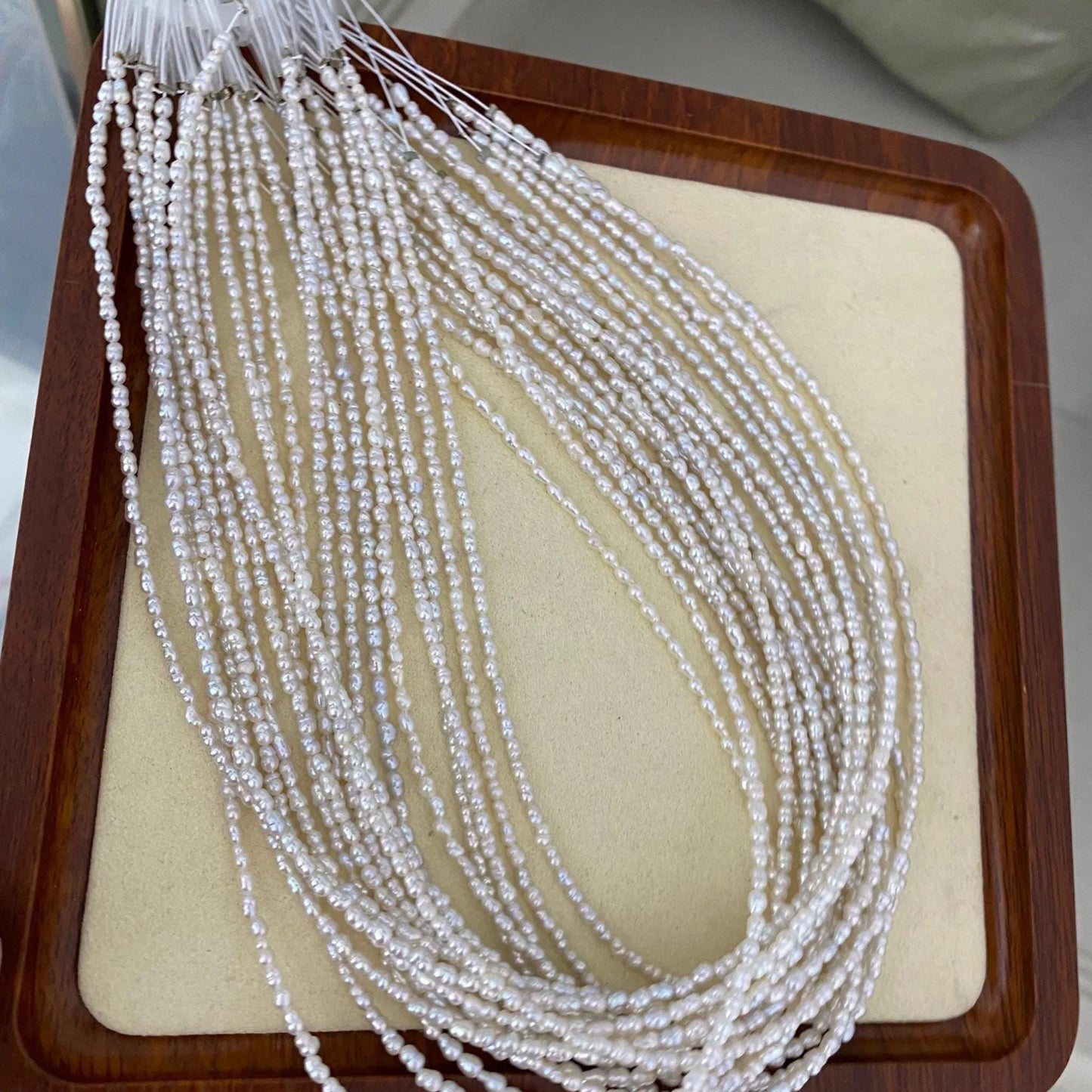 Tiny Barock Süßwasserperlen Strang für Schmuckherstellung, natürliche unregelmäßige weiße Reisform Perlen DIY Zubehör