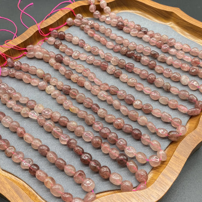 Natürliche Strawberry Quarz Perlen, unregelmäßige runde Kristallperlen, Heilsteine Strang für DIY Schmuckherstellung, ca. 38cm