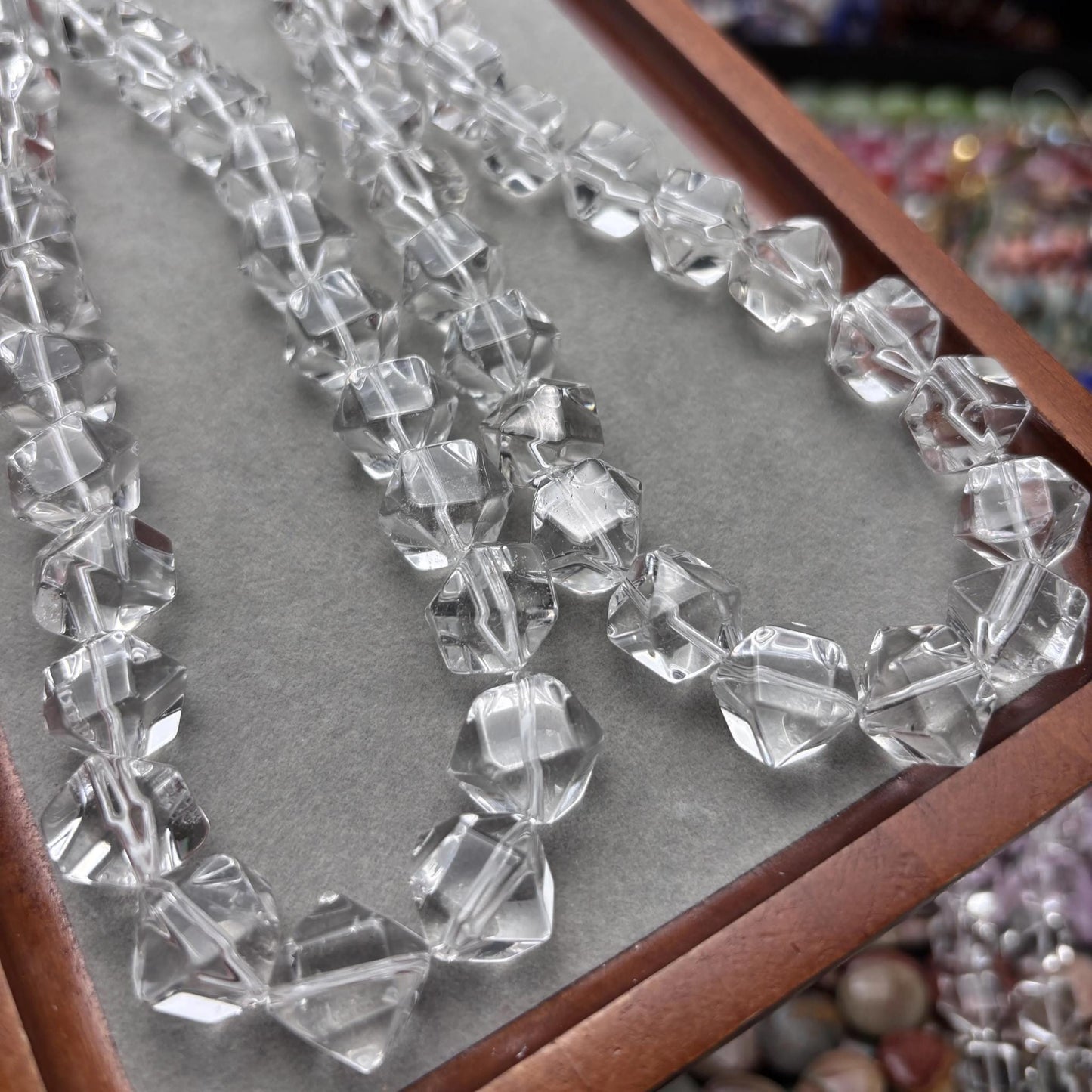 Natürliche klare Bergkristall Faceted Chunky Nugget Perlen Strang für DIY Schmuckherstellung Halskette Armband 38cm große Kristallperlen