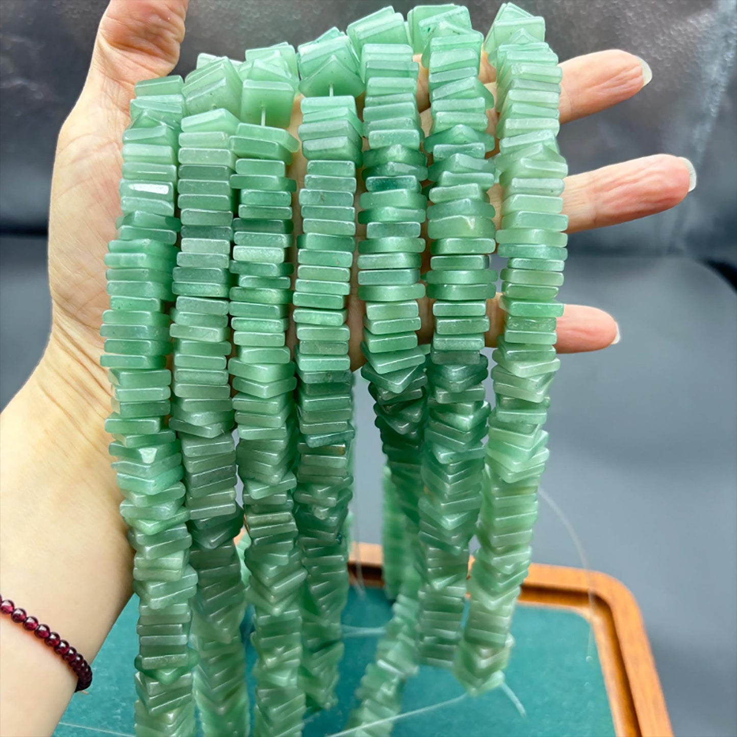 Polierte grüne Aventurin Rechteck-Perlen – Natürliche Edelstein-Stäbchen für DIY-Schmuck, flache Abstandshalter, Boho-Stil Bastelbedarf