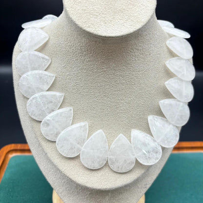 Weißer Bergkristall Tropfenperlen Strang, natürliche Herz Tropfen Schmucksteine poliert, große Quarzperlen für DIY Schmuckherstellung