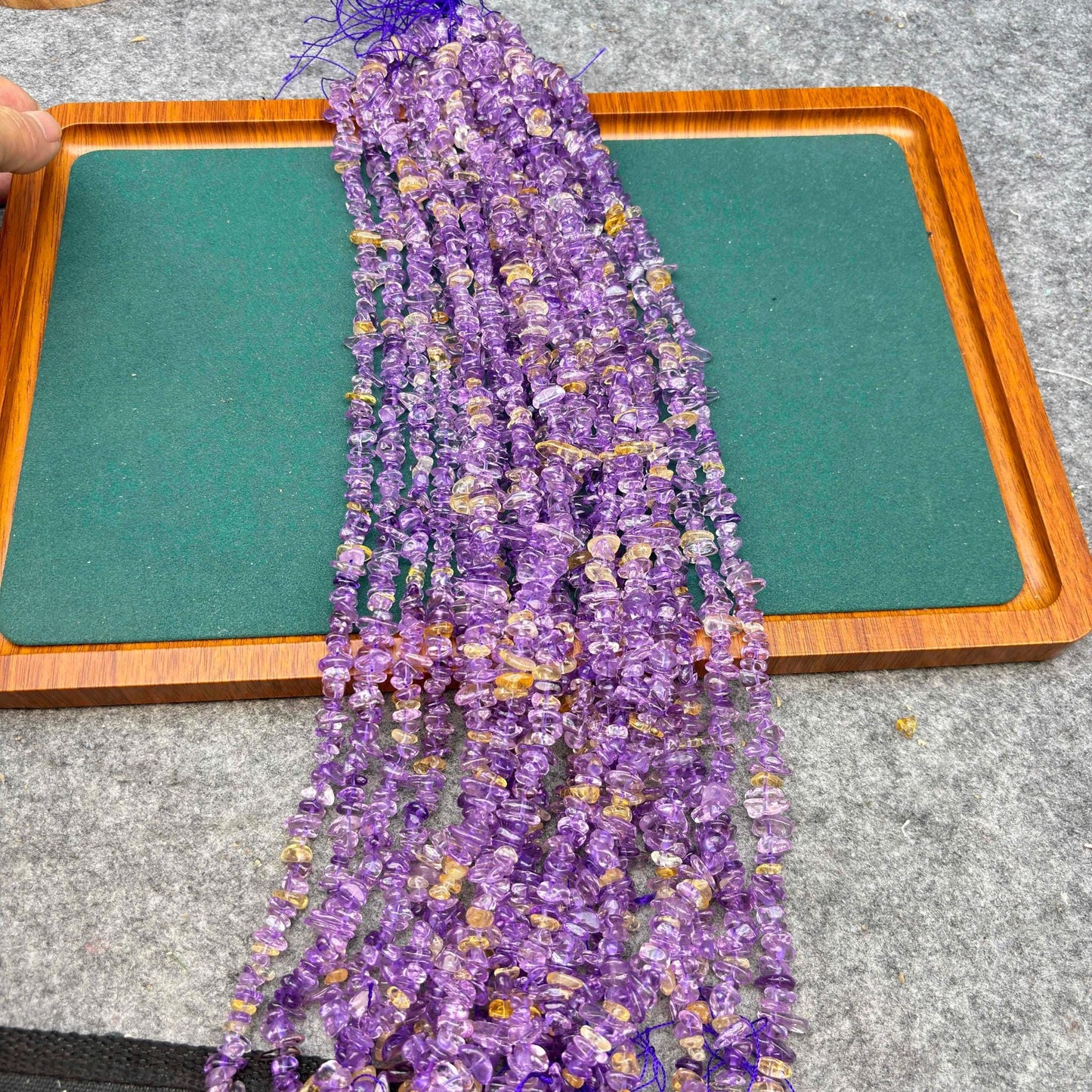 Natürliche Ametrin Chips Perlen, polierte Amethyst Citrin Mix Nuggets, mittig gebohrt, Edelstein Strang für DIY Schmuckherstellung