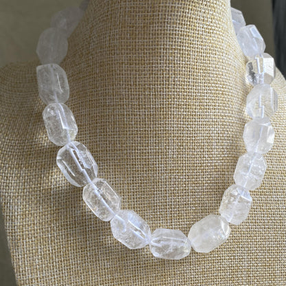 Facettierte Naturstein Perlen für Boho Schmuck DIY Projekte, Klarer Kristall für Heilstein Armband Kette Basteln 40cm Strang