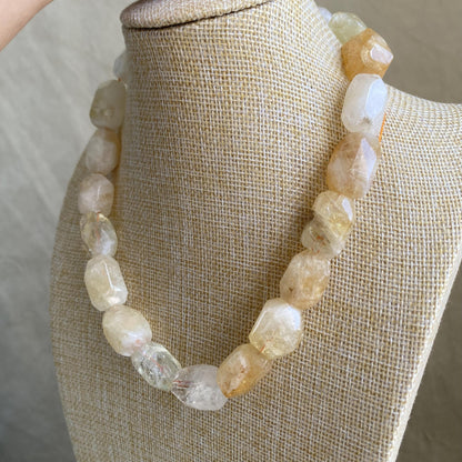 Natürliche Citrin Nuggets Perlen, gelbe Kristall Edelstein Strang für Schmuckherstellung, Boho DIY Bastelperlen, facettierte Heilsteine