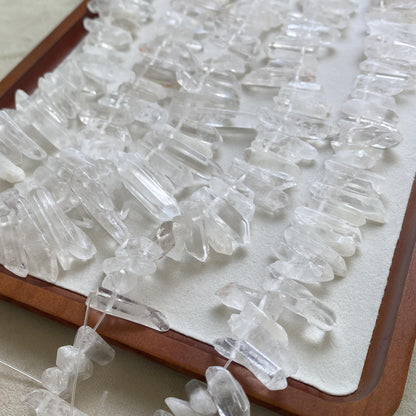 Natürliche Bergkristall Stäbchen Perlen für Schmuckherstellung, Boho DIY Heilstein Strang, klare Quarz Nuggets für Halskette Armband