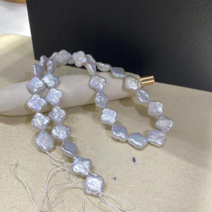 Natürliche Süßwasserperlen in Kleeblattform, unregelmäßige quadratische Nugget Perlen, weiße schimmernde Stränge für DIY Schmuckherstellung