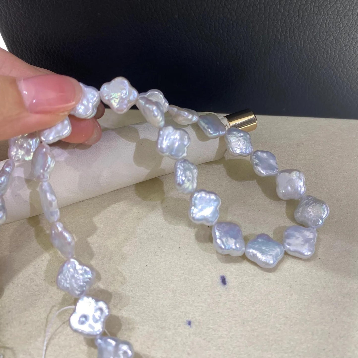 Natürliche Süßwasserperlen in Kleeblattform, unregelmäßige quadratische Nugget Perlen, weiße schimmernde Stränge für DIY Schmuckherstellung