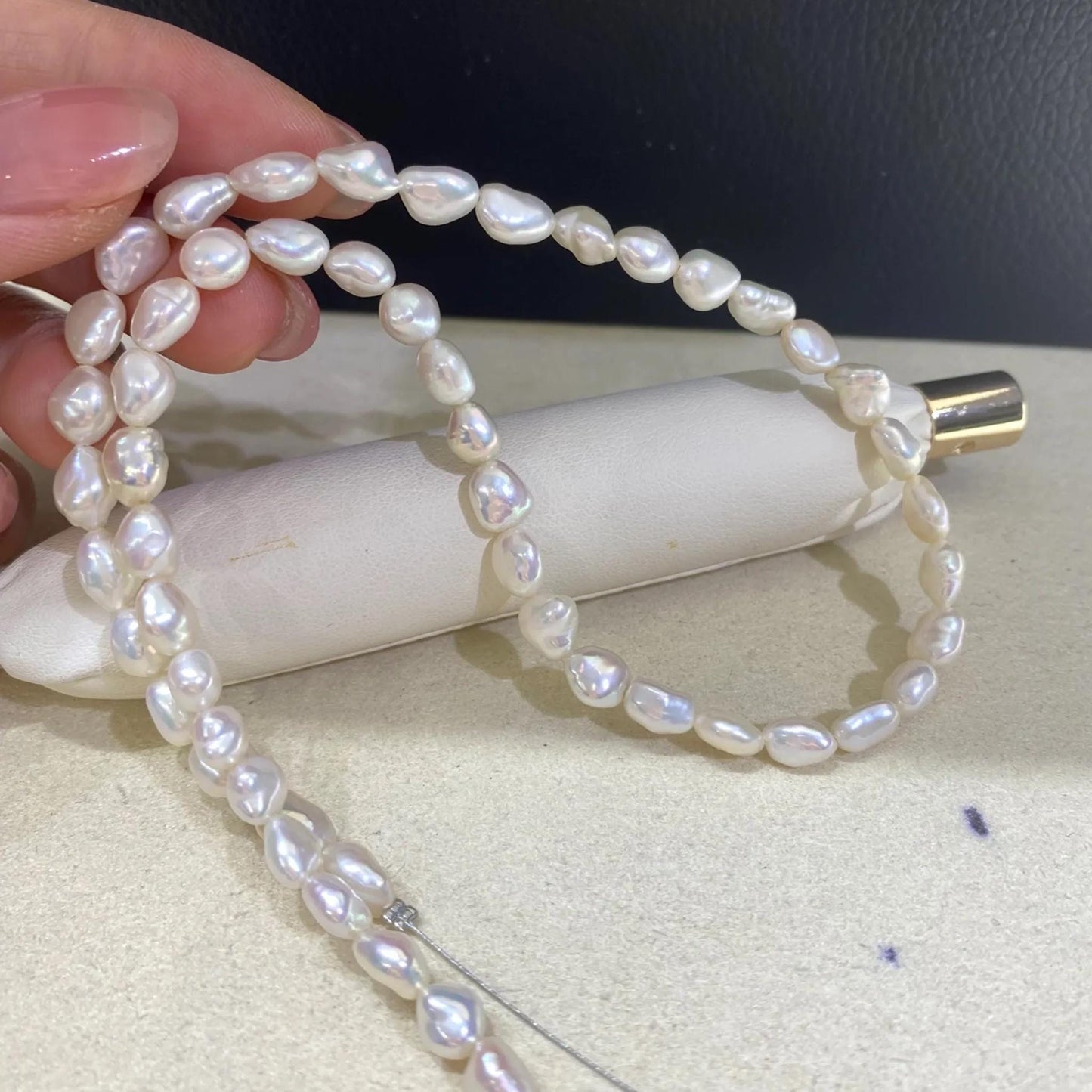 Natürliche barocke Süßwasserperlen, silberweiße unregelmäßige Nuggets für DIY Schmuck, seitlich gebohrte Perlenstränge, Bastelmaterial
