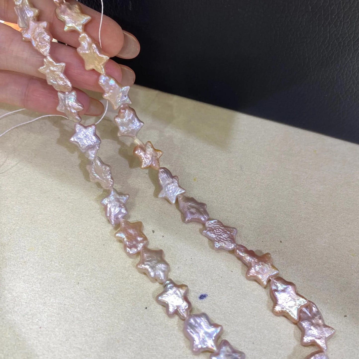 Handgefertigter Strang rosa Sternform Süßwasserperlen unregelmäßige Barockperlen lose Perlen für DIY Schmuck Halsketten Armbänder