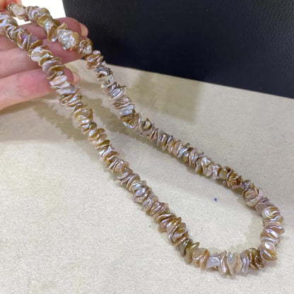 Handgefertigter Strang aus natürlichen unregelmäßigen blassrosa Barock Süßwasserperlen für DIY Schmuck Halsketten Armbänder Ohrringe