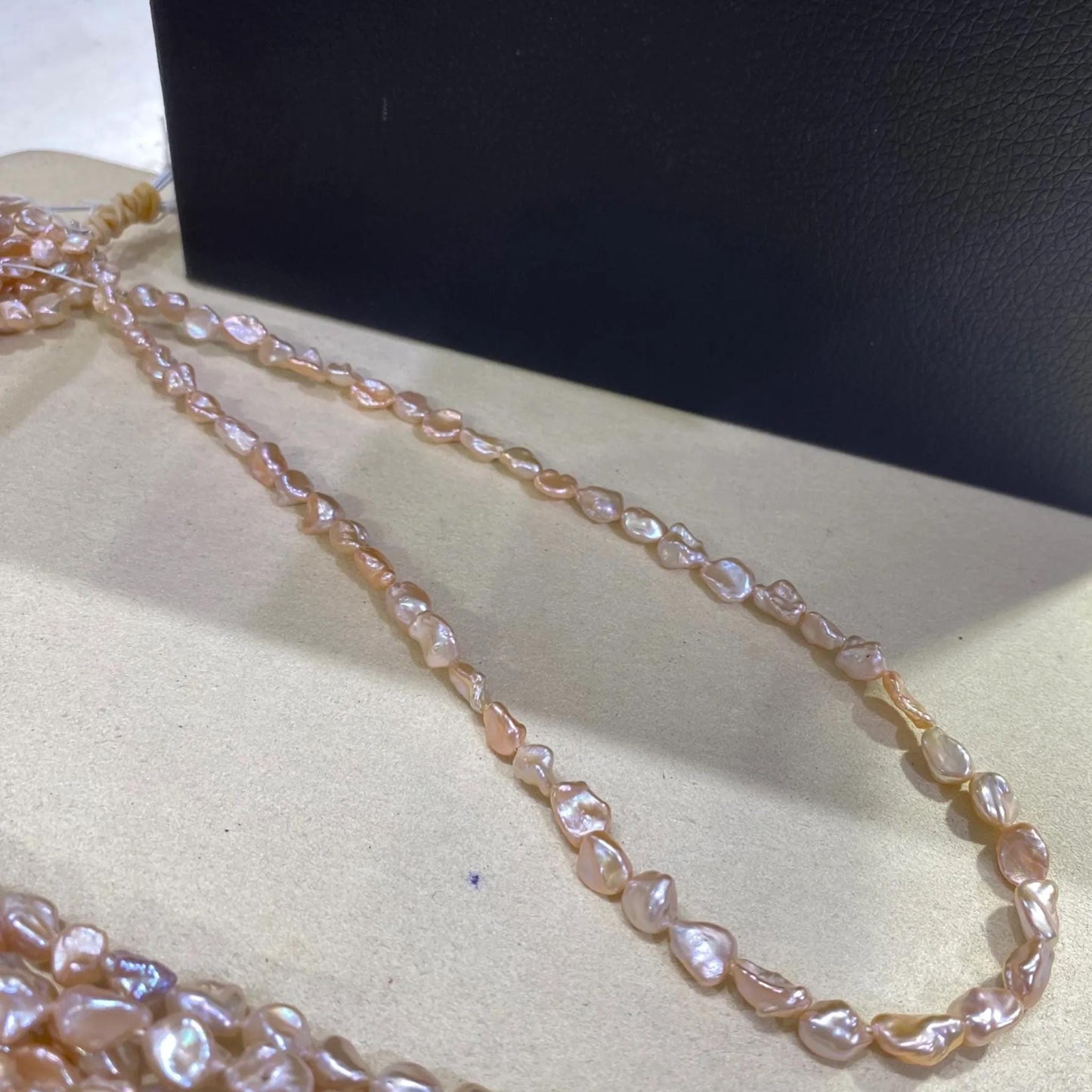 Handgemachte Unregelmäßige Pfirsich-Pink Süßwasserperlen Strang, Chunky Form Perlen für Schmuckherstellung, DIY Armband Halskette Ohrringe