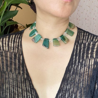 Statement Halskette aus grünem Achat · Natürlicher Kristall Choker · Handgefertigte Edelsteinkette · Geschenk für Frauen Boho Schmuck