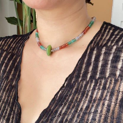 Handgefertigte bunte Achat Halskette mit grünem Anhänger, Naturstein Choker mit 925 Silber Verschluss, Boho Schmuck Geschenk für Frauen