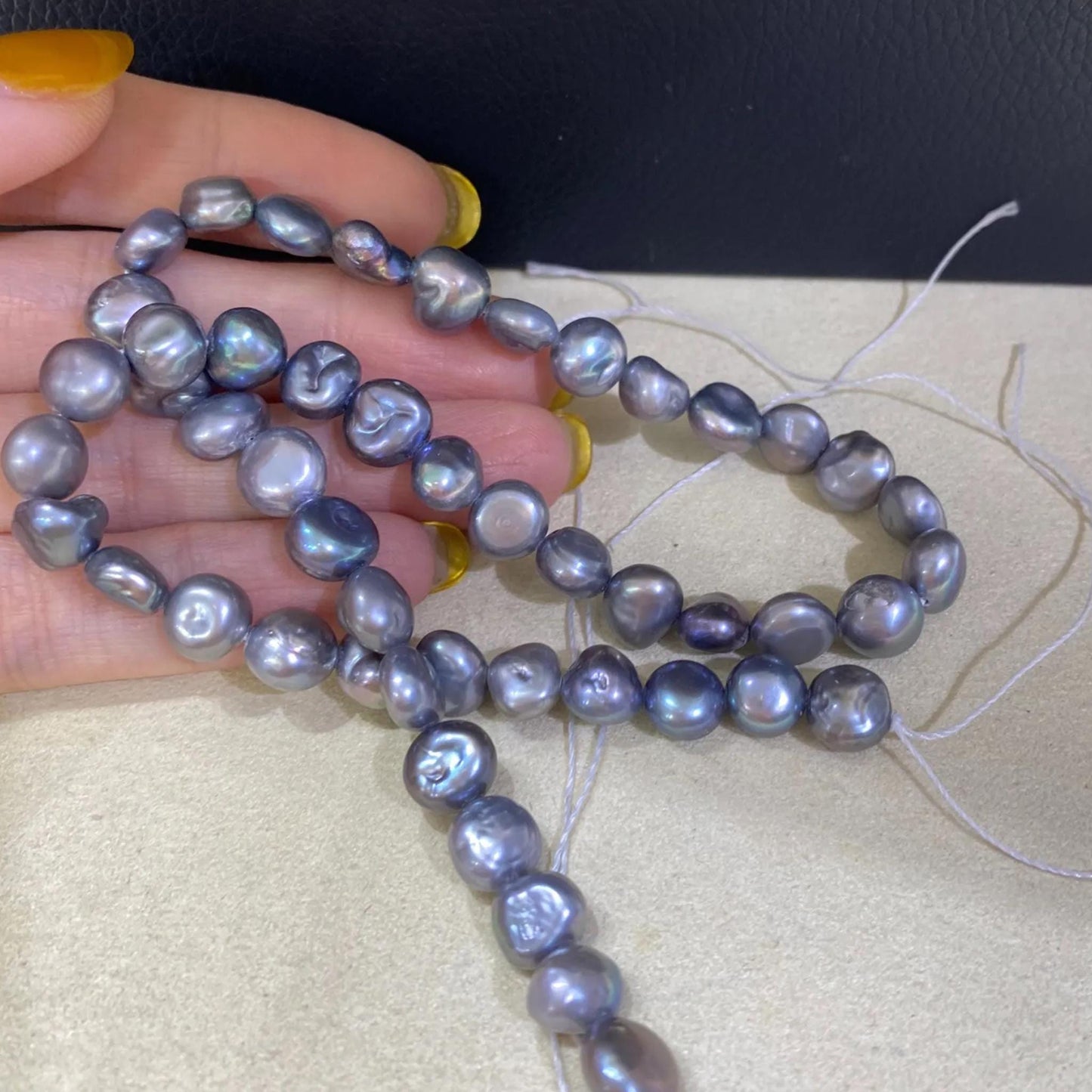 Gefärbte Barock Süßwasserperlen in Blau Grau für DIY Schmuck, unregelmäßige Perlenstränge, Chunky Nuggets zum Basteln