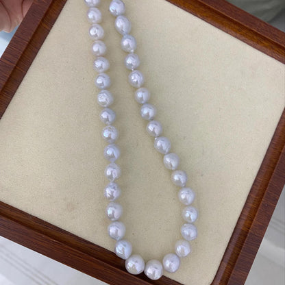 Silberblaue Süßwasserperlen für Schmuckherstellung –große nahezu runde Perlenstränge, glänzende DIY Perlen ca. 9mm für Halsketten  Armbänder