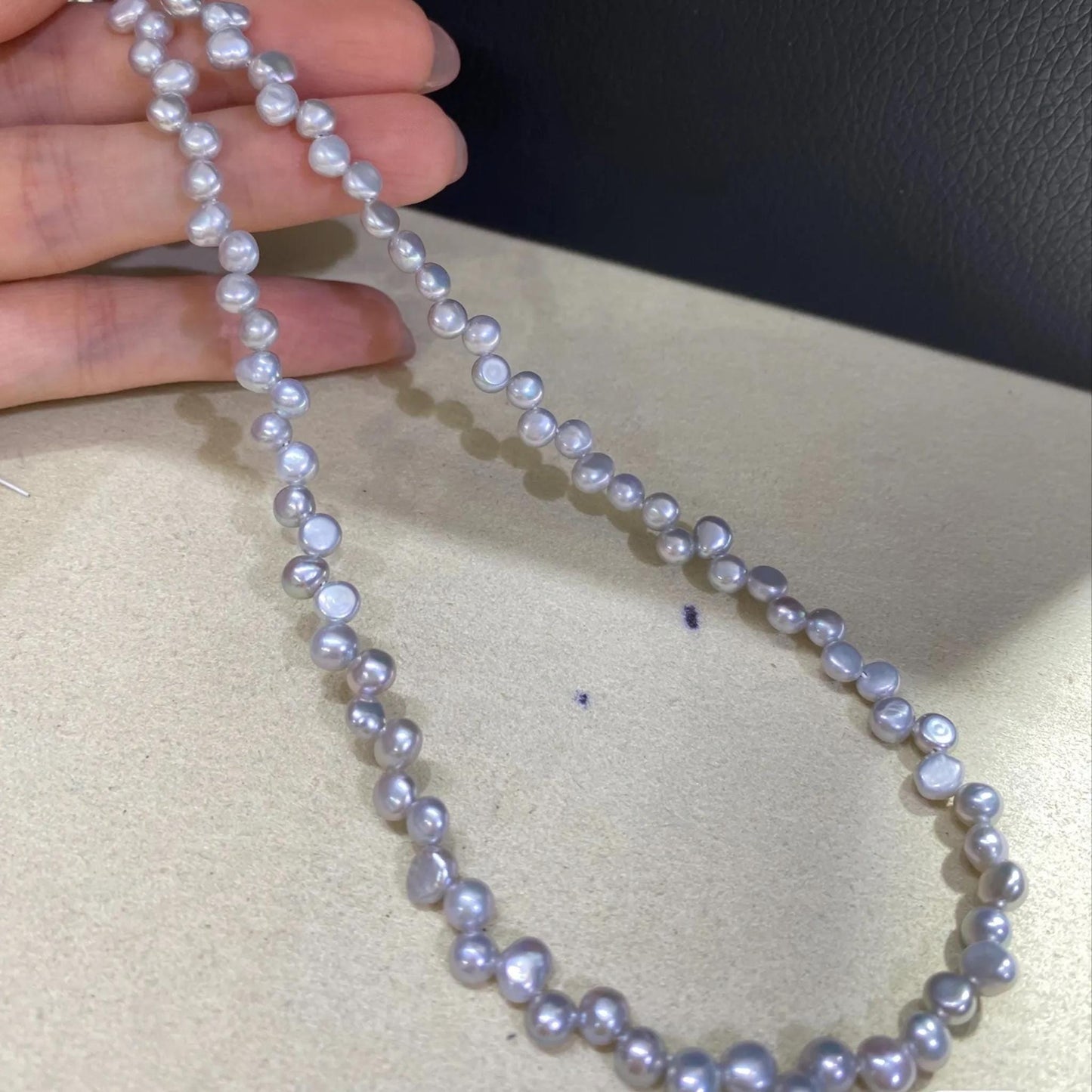 Barock Süßwasserperlen in Grau Lavendel für DIY Schmuckherstellung, unregelmäßige Naturperlen, Perlenstrang zum Basteln