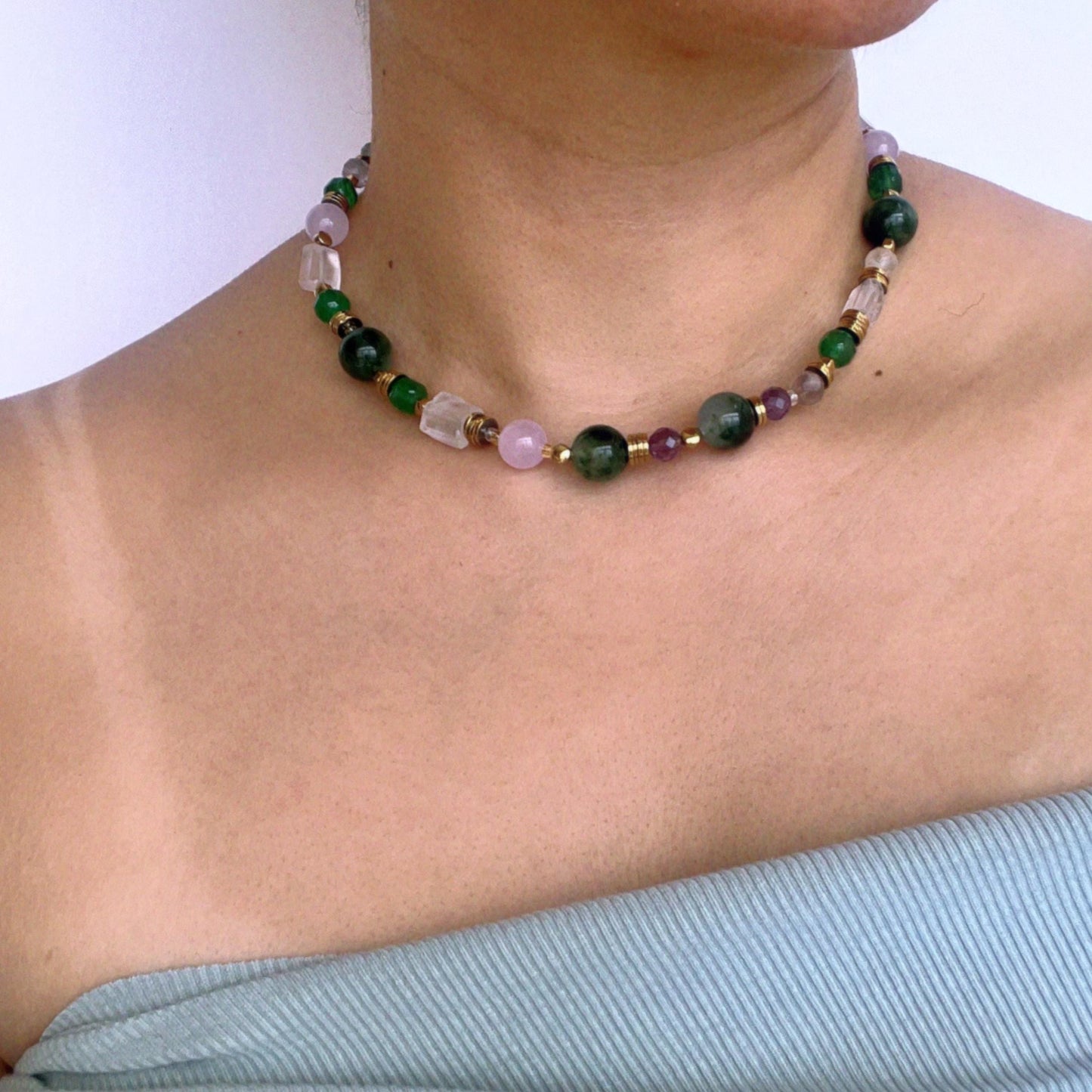 Bunte Edelstein Choker Kette mit natürlichen Heilsteinen im Boho Vintage Stil, handgefertigter Schmuck als spirituelles Geschenk für sie