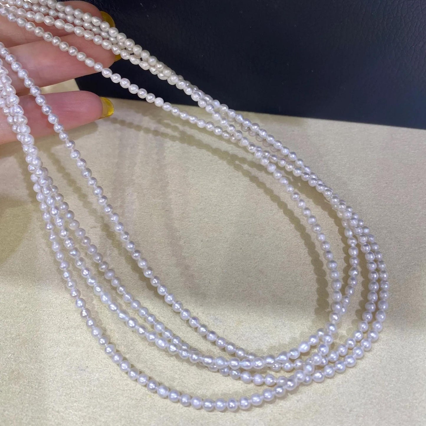 Natürliche weiße Süßwasserperlen Strang, kleine runde Perlen für DIY Schmuckherstellung, zarte Perlenkette, Mini Beads Handmade