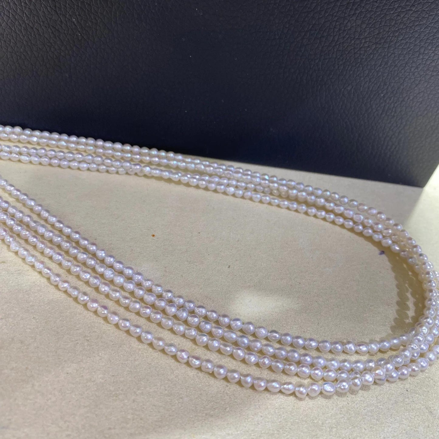 Natürliche Süßwasserperlen – Kleine unregelmäßige Nugget-Perlen in Weiß, für DIY-Schmuck, Ketten & Armbänder, ca. 3,3mm