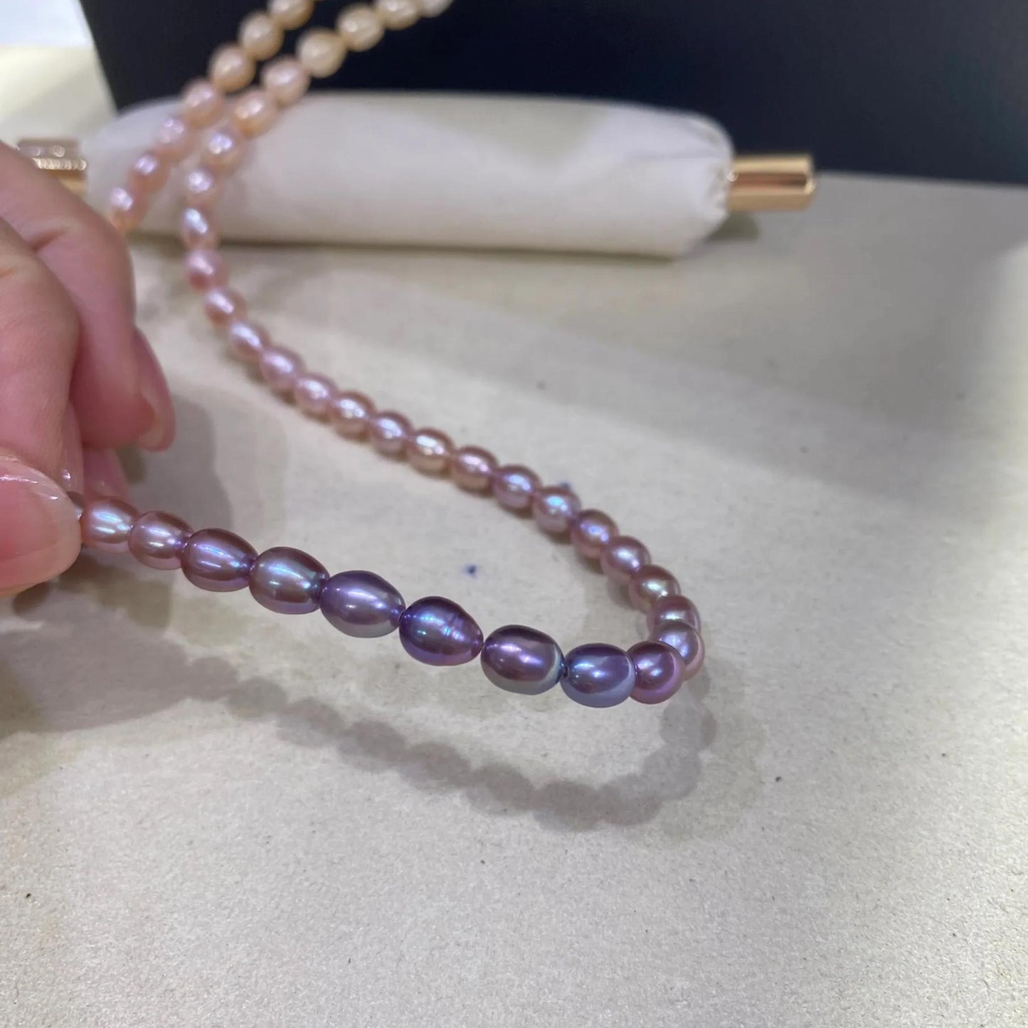 Handgemachte bunte Süßwasserperlen – Natürliche Reisform, pastellfarbene Ovalperlen für DIY Schmuck, ca. 5,7mm