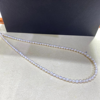 Natürliche Süßwasserperlen in Weiß, unregelmäßige Reisperlen für DIY-Schmuck, kleine Nugget Perlen für Armband Halskette Bastelideen