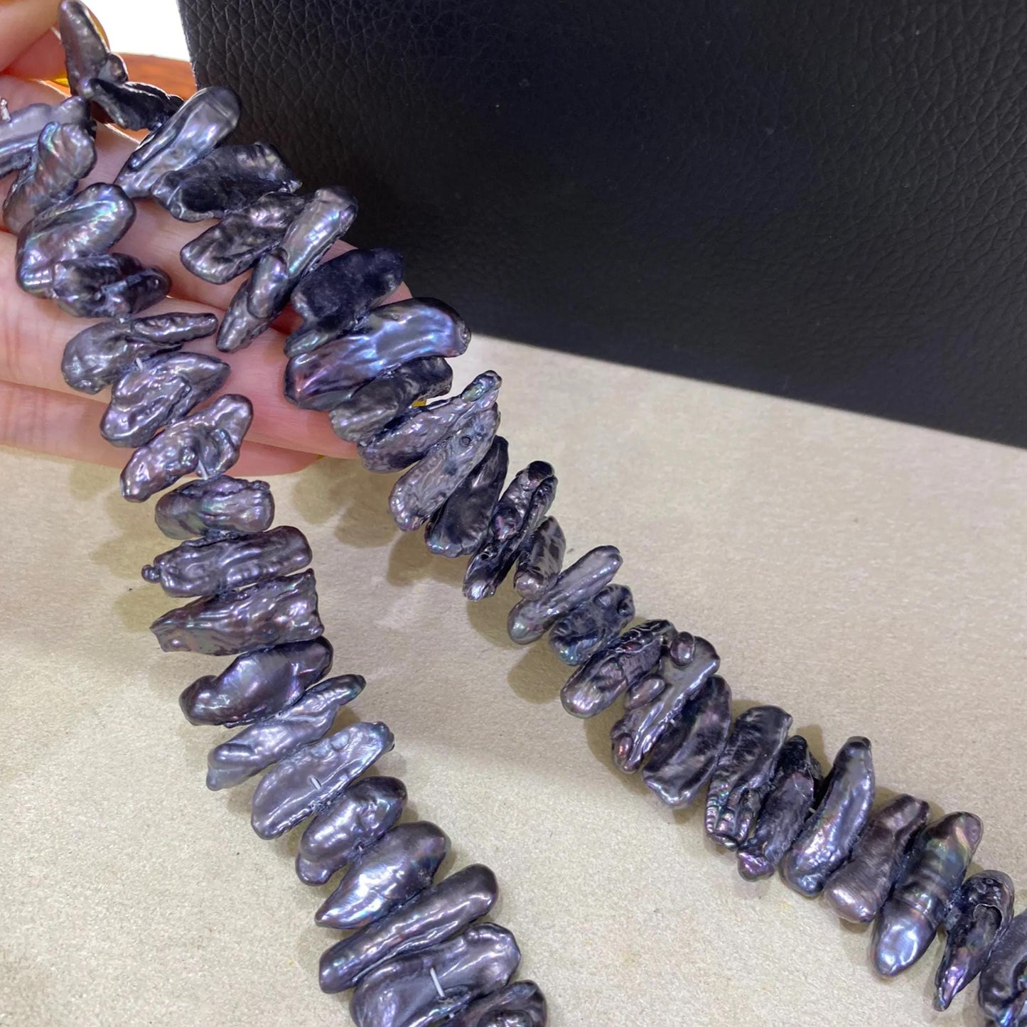 Große barocke Stabperlen aus Süßwasser in Blau-Grau, organische DIY Schmuckperlen mit Metallic-Schimmer für Ketten und Armbänder