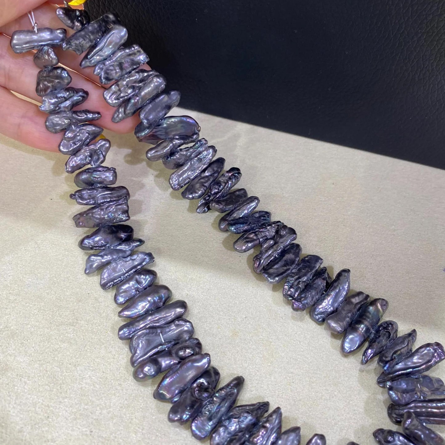 Große barocke Stabperlen aus Süßwasser in Blau-Grau, organische DIY Schmuckperlen mit Metallic-Schimmer für Ketten und Armbänder