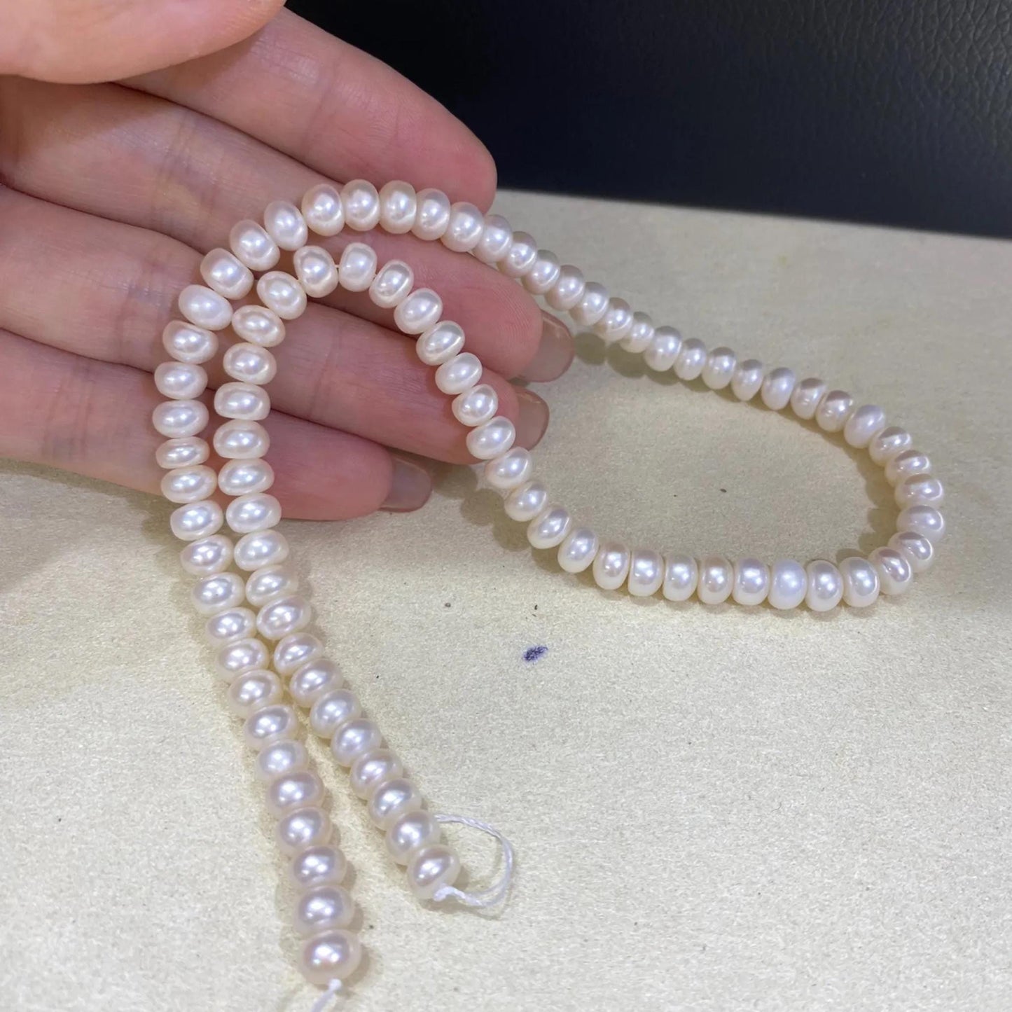 Natürliche Süßwasserperlen Reisform Weiß Ovalperlen für Schmuckherstellung, DIY Halsketten Armbänder Ohrringe, klassische Eleganz