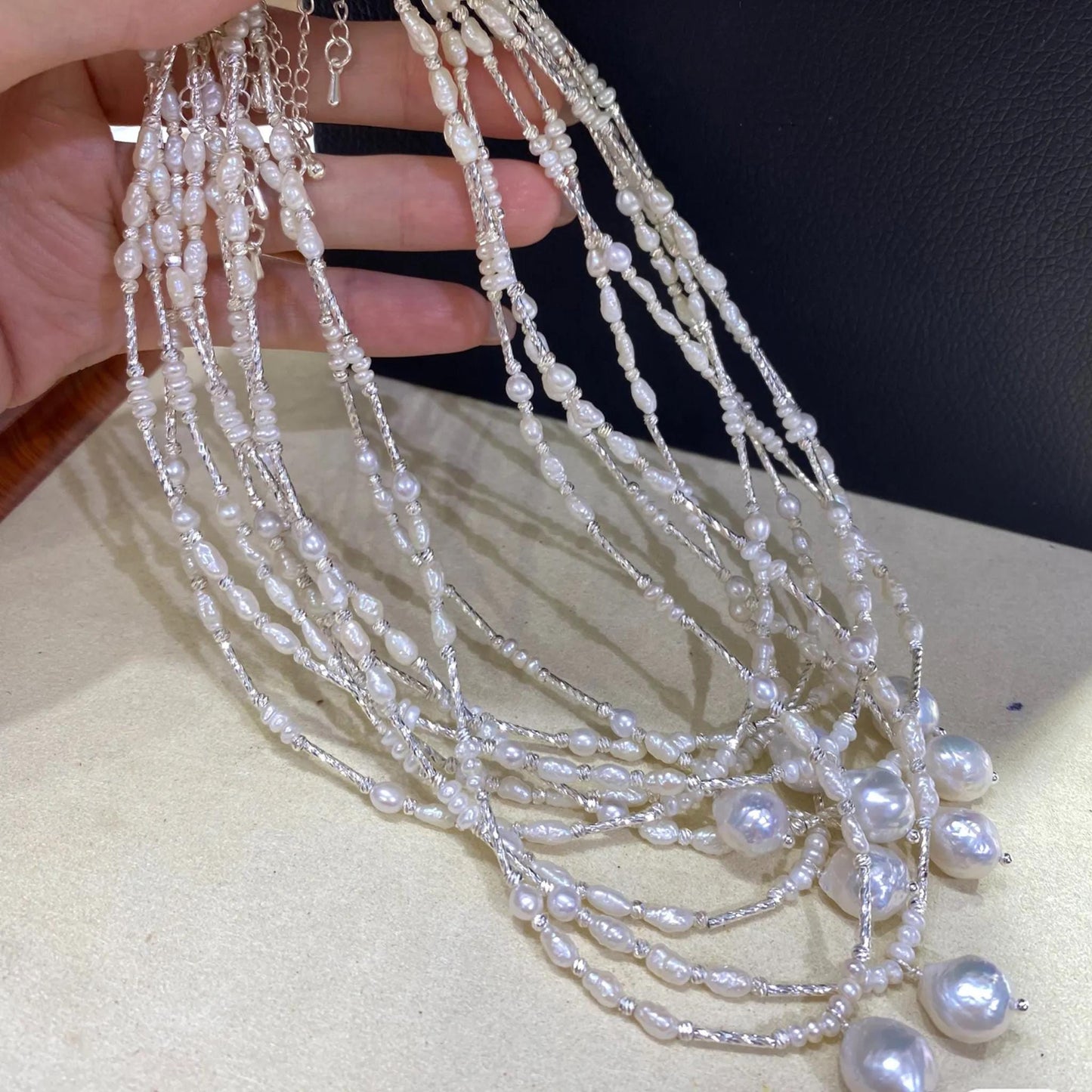 Handgemachte Barockperlenkette mit unregelmäßigen Süßwasserperlen, natürliche Boho Statement Halskette, Geschenk für Hochzeit & Alltag