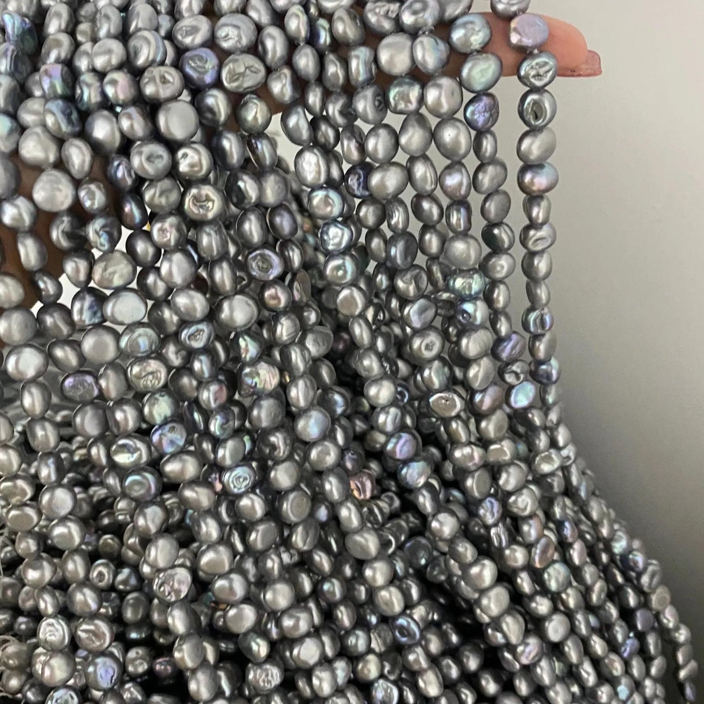 Gefärbte barocke Süßwasserperlen grau-blau für DIY Schmuck, unregelmäßige lose Perlen für Armband Halskette, Bastelperlen Strang