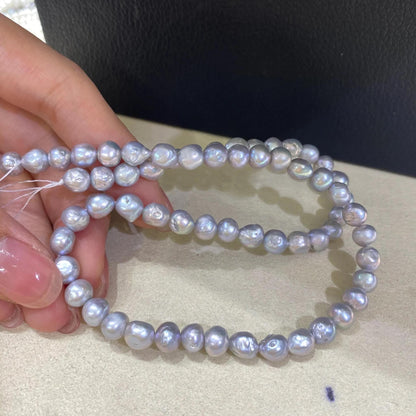 Elektroplattierte graue Süßwasserperlen Barock Stil für DIY Schmuck, unregelmäßige Nuggets für Armband Kette Bastelbedarf 38cm Strang