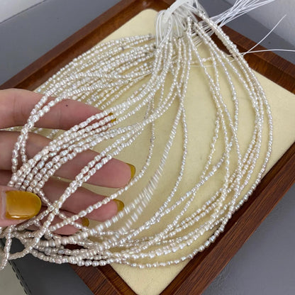 Tiny Barock Süßwasserperlen Strang für Schmuckherstellung, natürliche unregelmäßige weiße Reisform Perlen DIY Zubehör