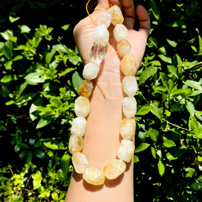 Natürliche Citrin Nuggets Perlen, gelbe Kristall Edelstein Strang für Schmuckherstellung, Boho DIY Bastelperlen, facettierte Heilsteine