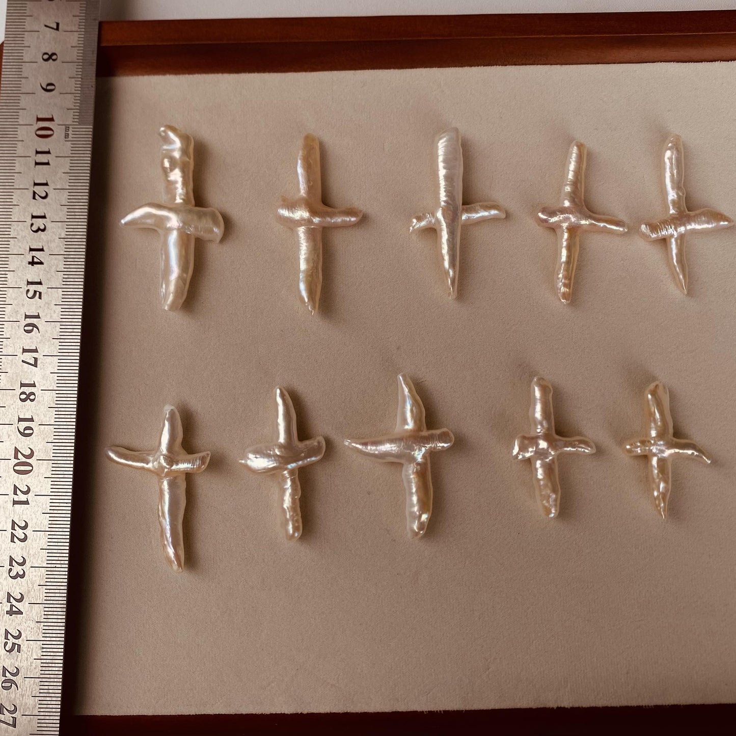 Barock Kreuzförmige Süßwasserperle Einzelstück für Schmuckherstellung, Natürliche weiße Perle mit Glanz, Spiritueller Anhänger DIY