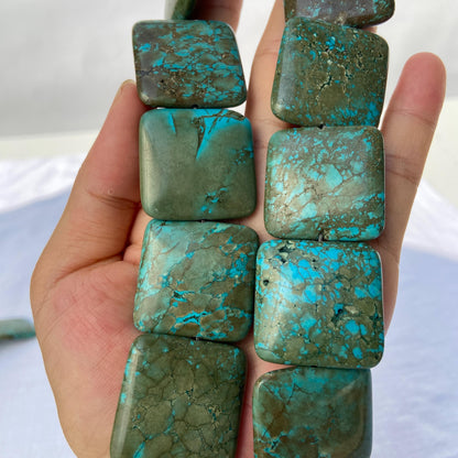 Boho Schmuckperlen für DIY Halsketten Armbänder, Rekonstruierte Türkis Steine in Fliesenform, Große grüne Statement Perlen