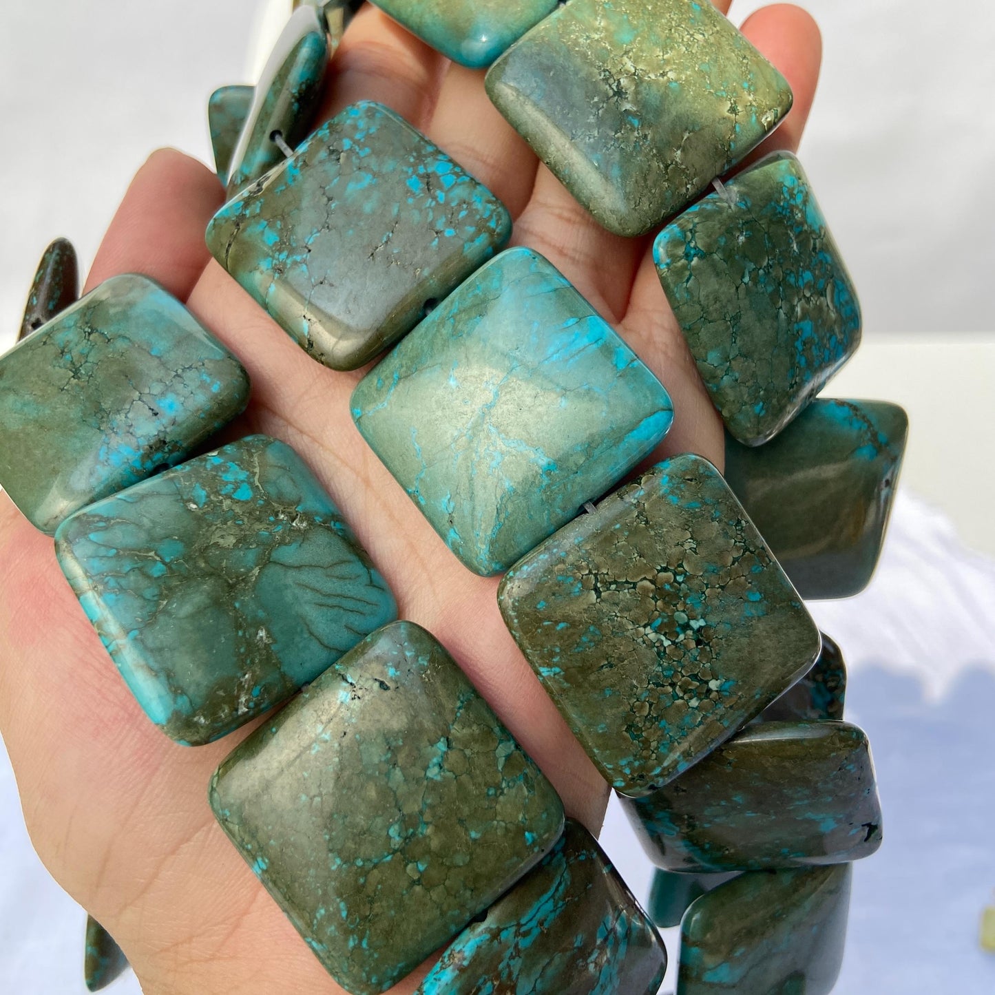 Boho Schmuckperlen für DIY Halsketten Armbänder, Rekonstruierte Türkis Steine in Fliesenform, Große grüne Statement Perlen