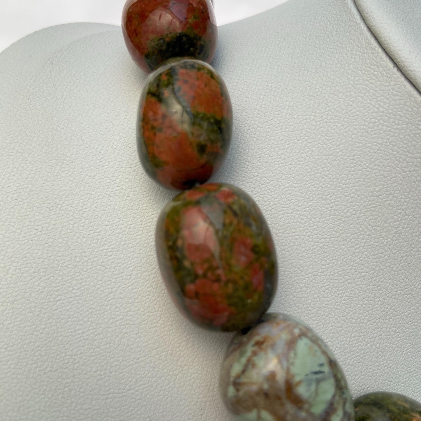 Natürliche indische Achat Edelsteinperlen für DIY Schmuck – Große polierte Nugget Ovalperlen in Erdtönen für Armband & Halskettenherstellung