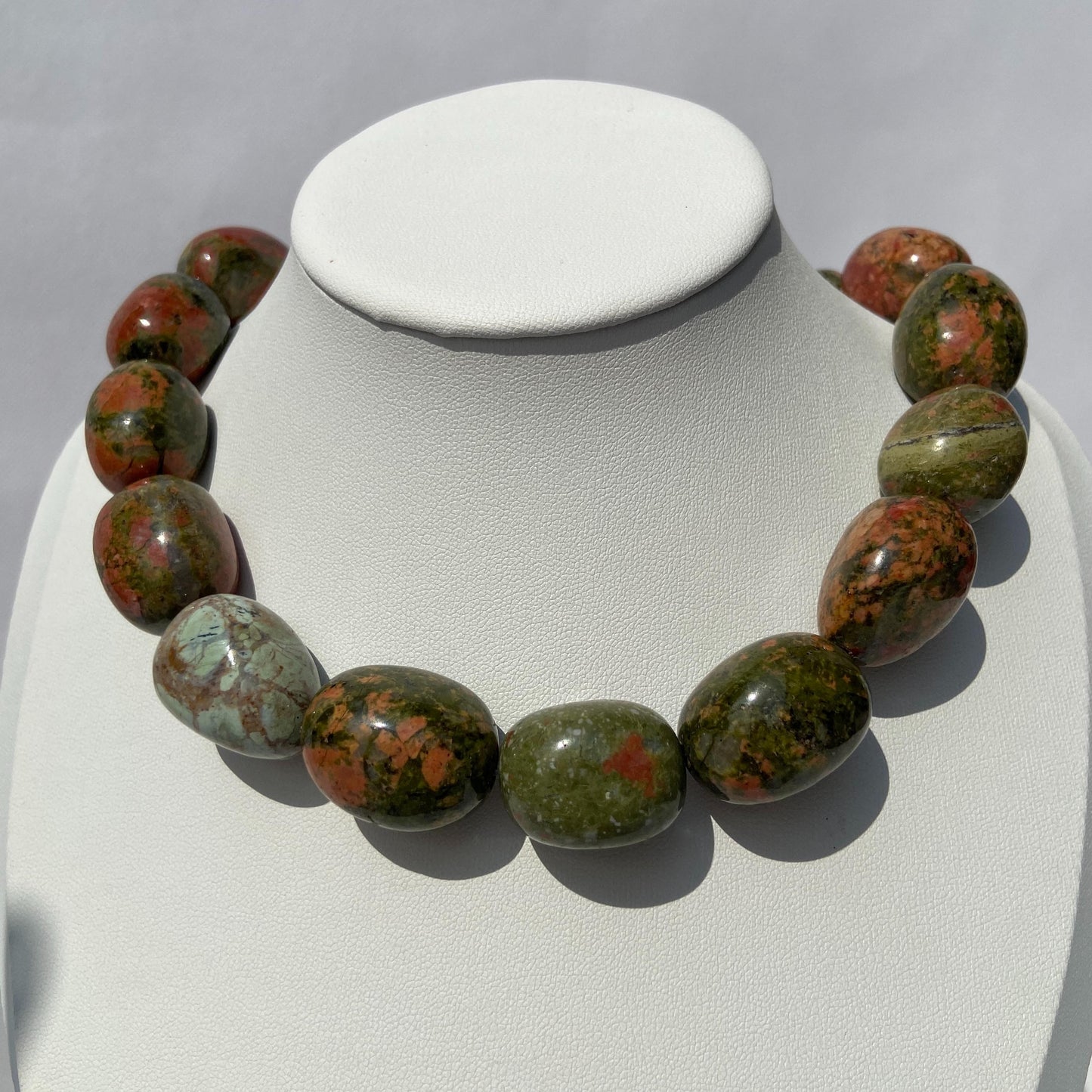 Natürliche indische Achat Edelsteinperlen für DIY Schmuck – Große polierte Nugget Ovalperlen in Erdtönen für Armband & Halskettenherstellung