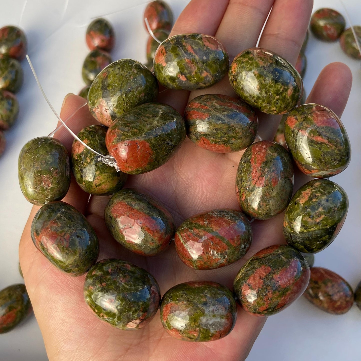 Natürliche indische Achat Edelsteinperlen für DIY Schmuck – Große polierte Nugget Ovalperlen in Erdtönen für Armband & Halskettenherstellung