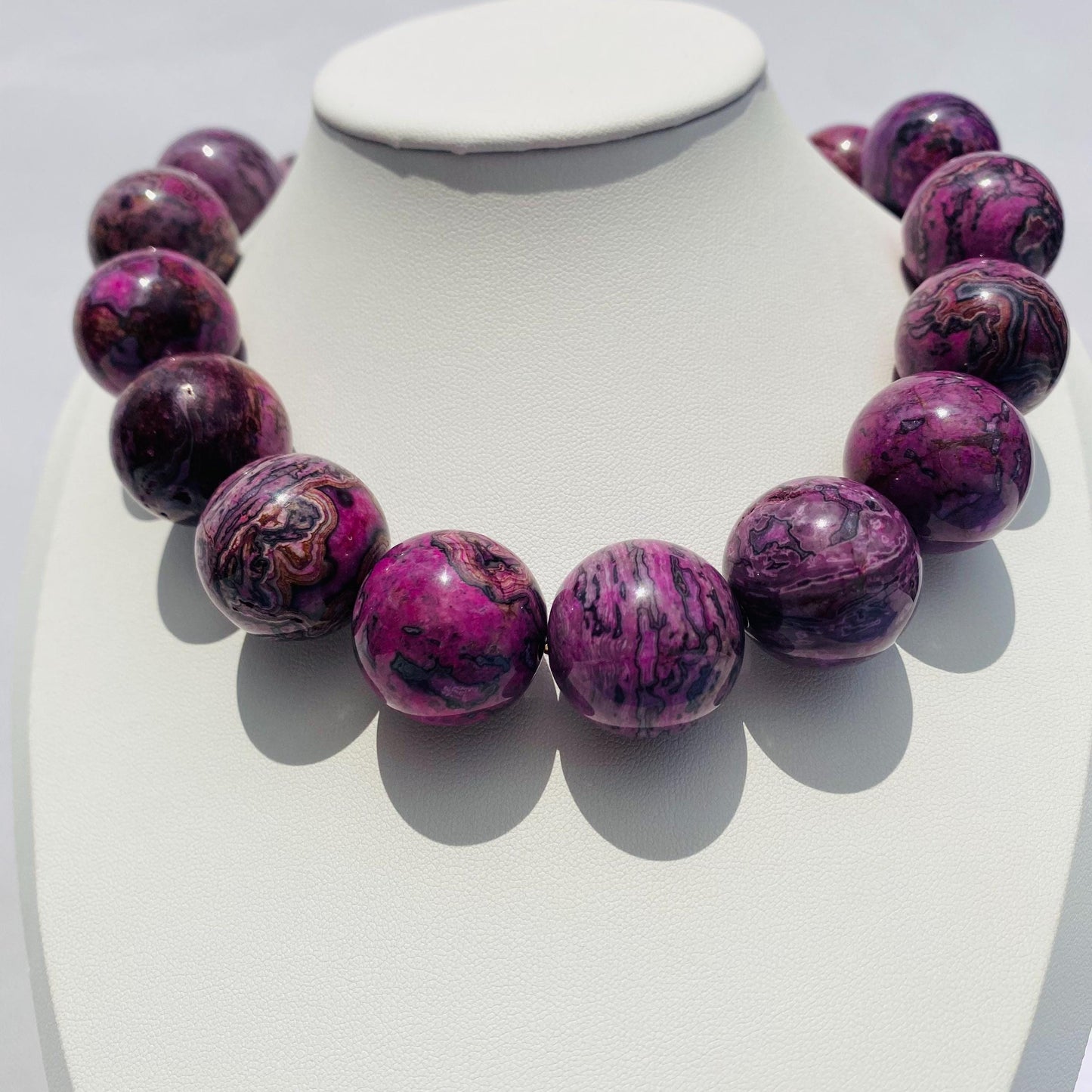 Große Charoit Perlen lila Naturstein rund poliert DIY Schmuckperlen für Armbänder Ketten Hauptperle Heilstein 24mm