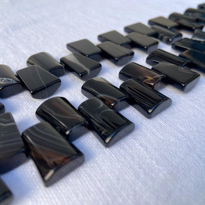 Natürliche Schwarze Achat-Perlen – Polierte Edelstein-Treppenperlen für Schmuckherstellung, Mala, Energieheilung & Boho DIY-Projekte,