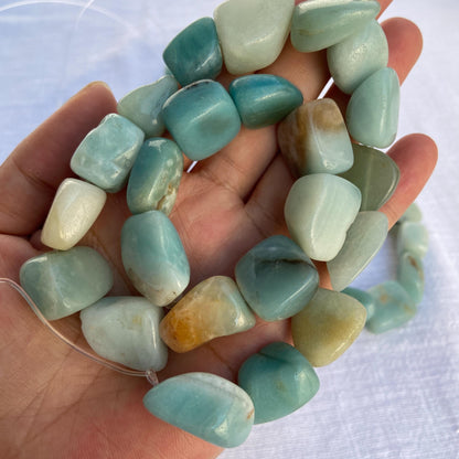Chunky Amazonit Nugget Perlen in sanftem Türkisgrün für DIY Schmuckherstellung, natürliche Edelsteinperlen im Boho Stil, ca. 38cm Strang